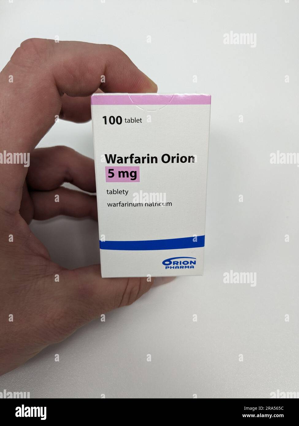 Packet of warfarin tablets hi-res stock photography and images - Alamy
