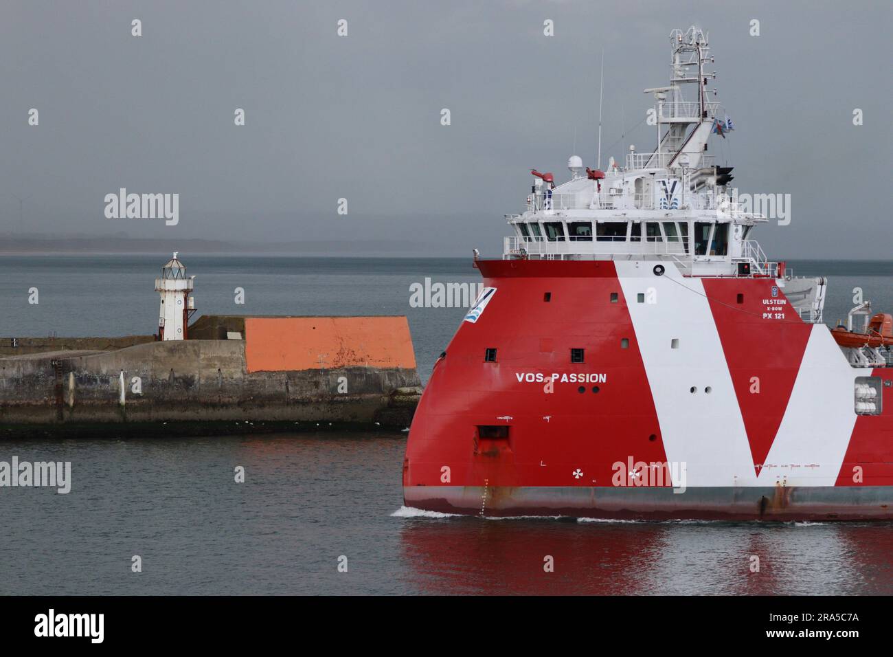 Oil supply boat, North Sea Stock Photo - Alamy