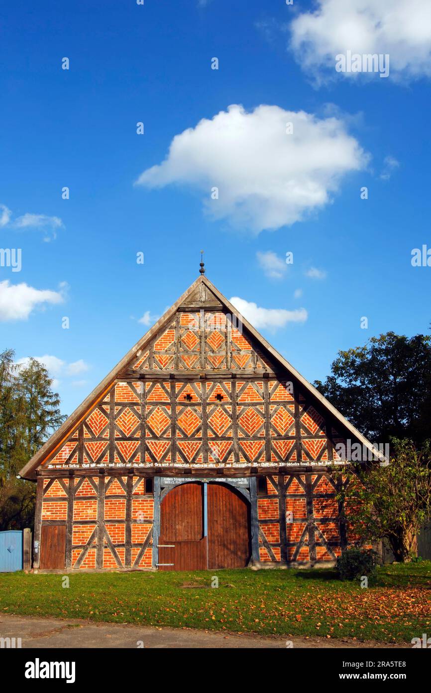 Half-timbered house, Wendland, Rundlingsdorf Guestritz, Luechow-Dannenberg, Lower Saxony, Germany Stock Photo
