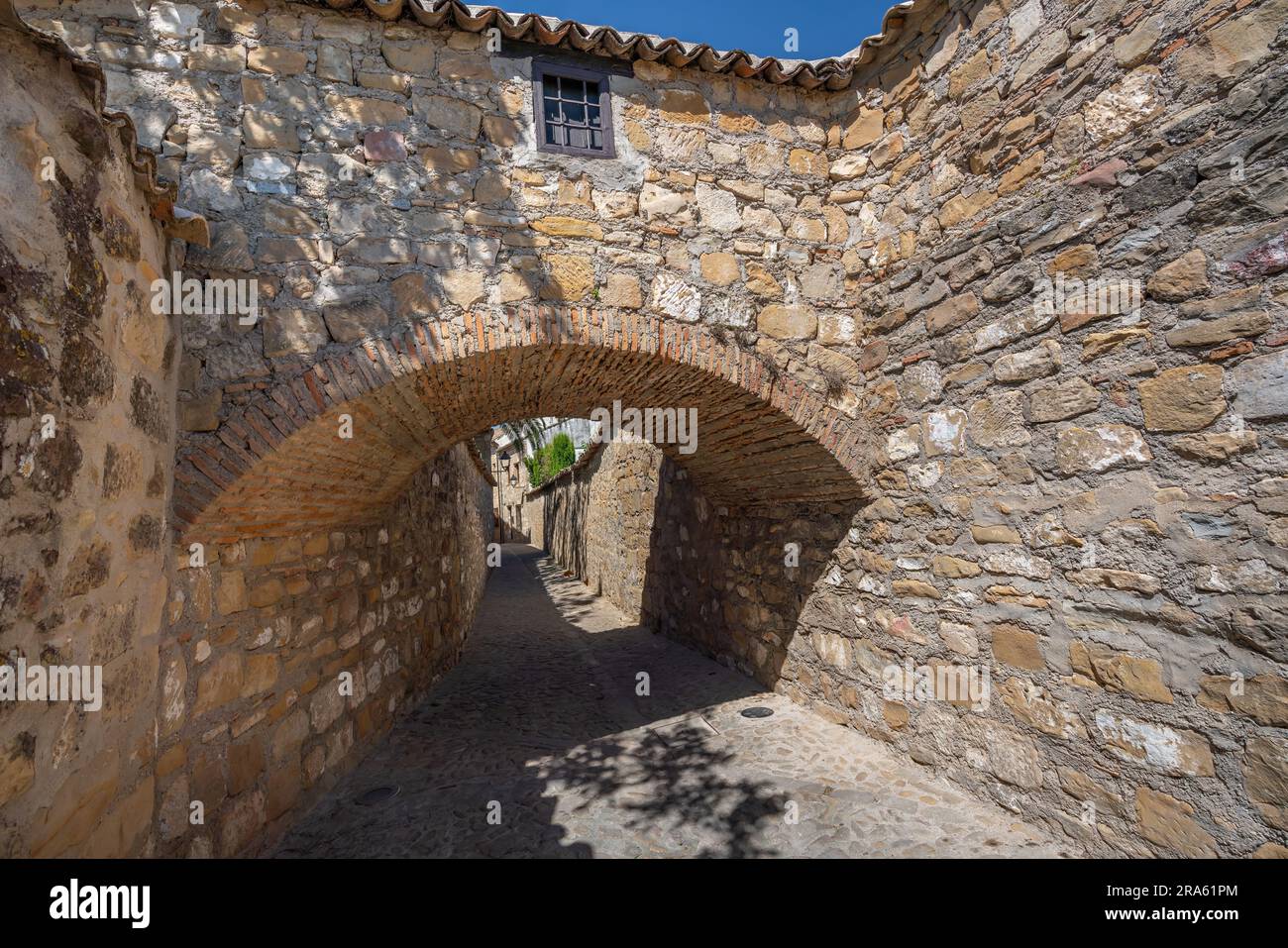 Arch on a Baeza street - Baeza, Jaen, Spain Stock Photo