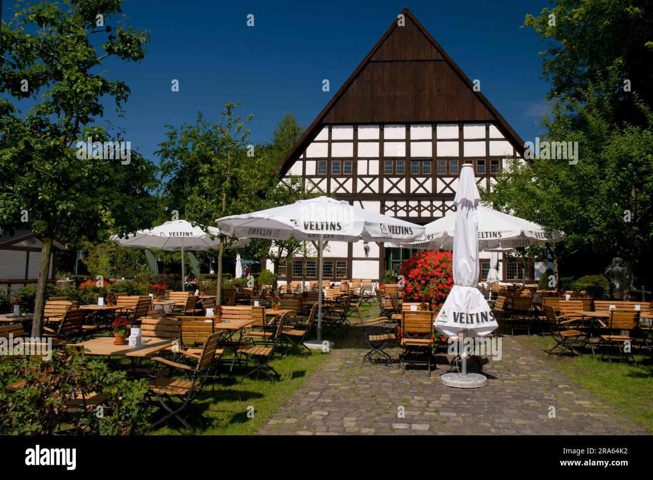 Restaurant, spa garden Bad Sassendorf, Sauerland, North Rhine-Westphalia,  Germany Stock Photo - Alamy