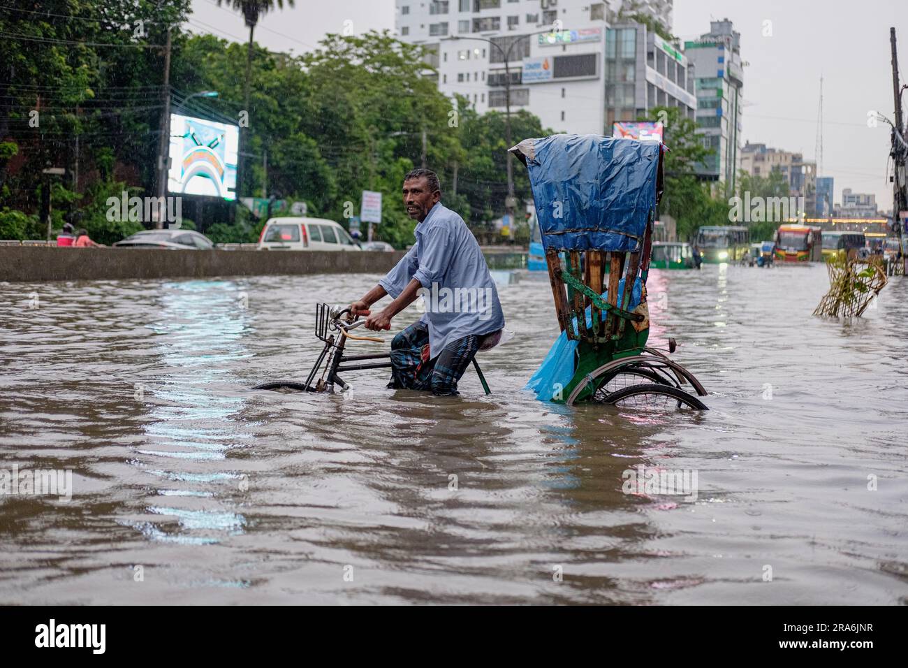 Hasan Reksha Bangladesh rickshaw flood hi-res stock photography and images - Alamy