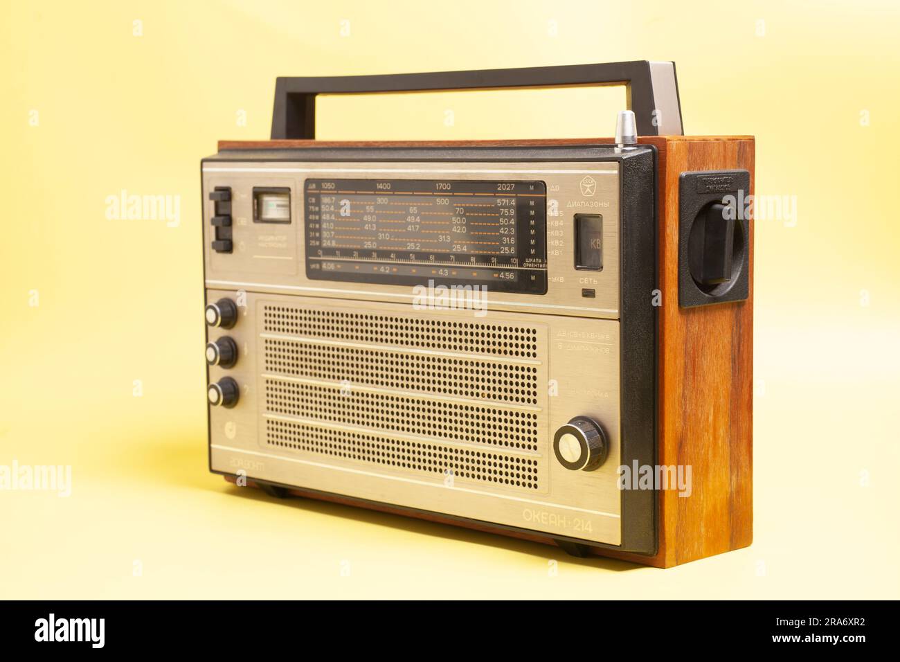 Moscow, Russia, May 31, 2023: Ocean 214 radio receiver. English translation: Ocean 214, setting indicator, range, network(inscription in Russian). Stock Photo