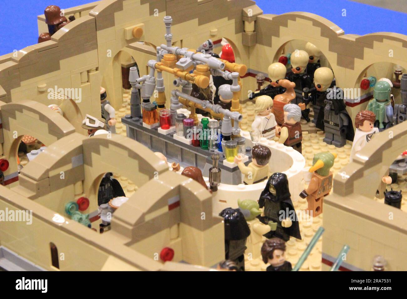 Mos Eisley Cantina Star Wars Scene Lego convention Raleigh North