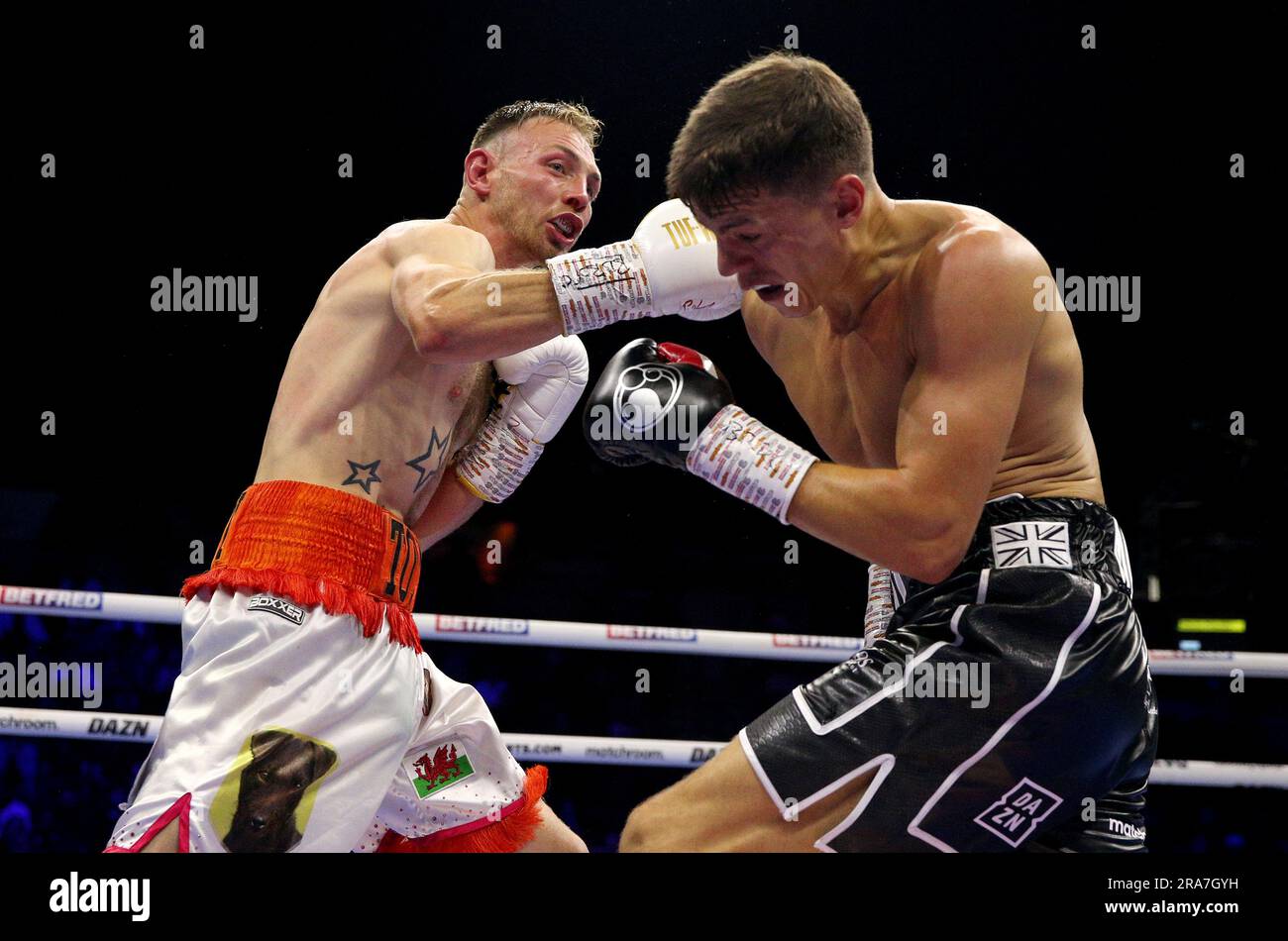 Tony Dixon (left) and Pat McCormack in action during their WBA Continental Super-Welterweight Title bout at the Utilita Arena Sheffield. Picture date: Saturday July 1, 2023. Stock Photo