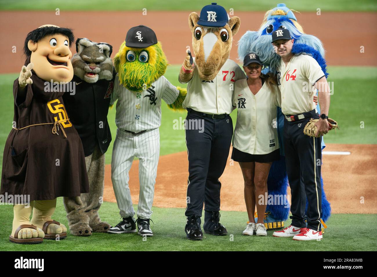 ARLINGTON, TX - JULY 1: San Diego Padres mascot the Swinging Fryer, Ariona  Diamondbacks mascot D.Bater the Bobcat, Chicago White Sox mascot Southpaw,  Texas Rangers mascot Champion, and Tampa Bay rays mascot, image size:1300x956