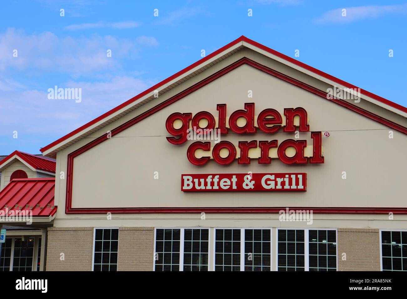 Golden Corral restaurant Buffet and grill Stock Photo Alamy