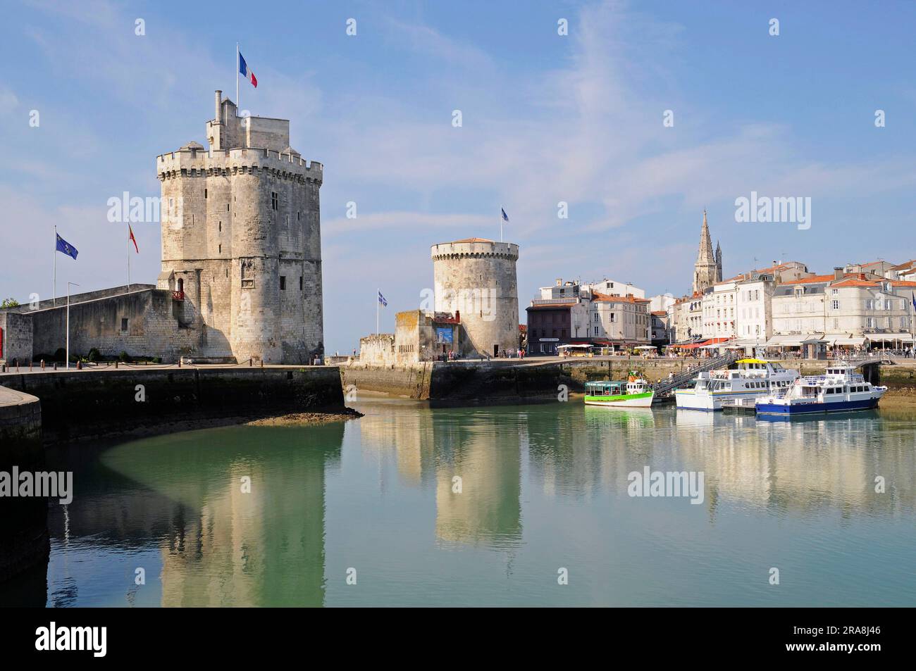 Tour Saint Nicolas, Lanterne, St Nicos, Tour de la Chaine, Port, La Rochelle, Charente-Maritime, Poitou Charentes, France Stock Photo