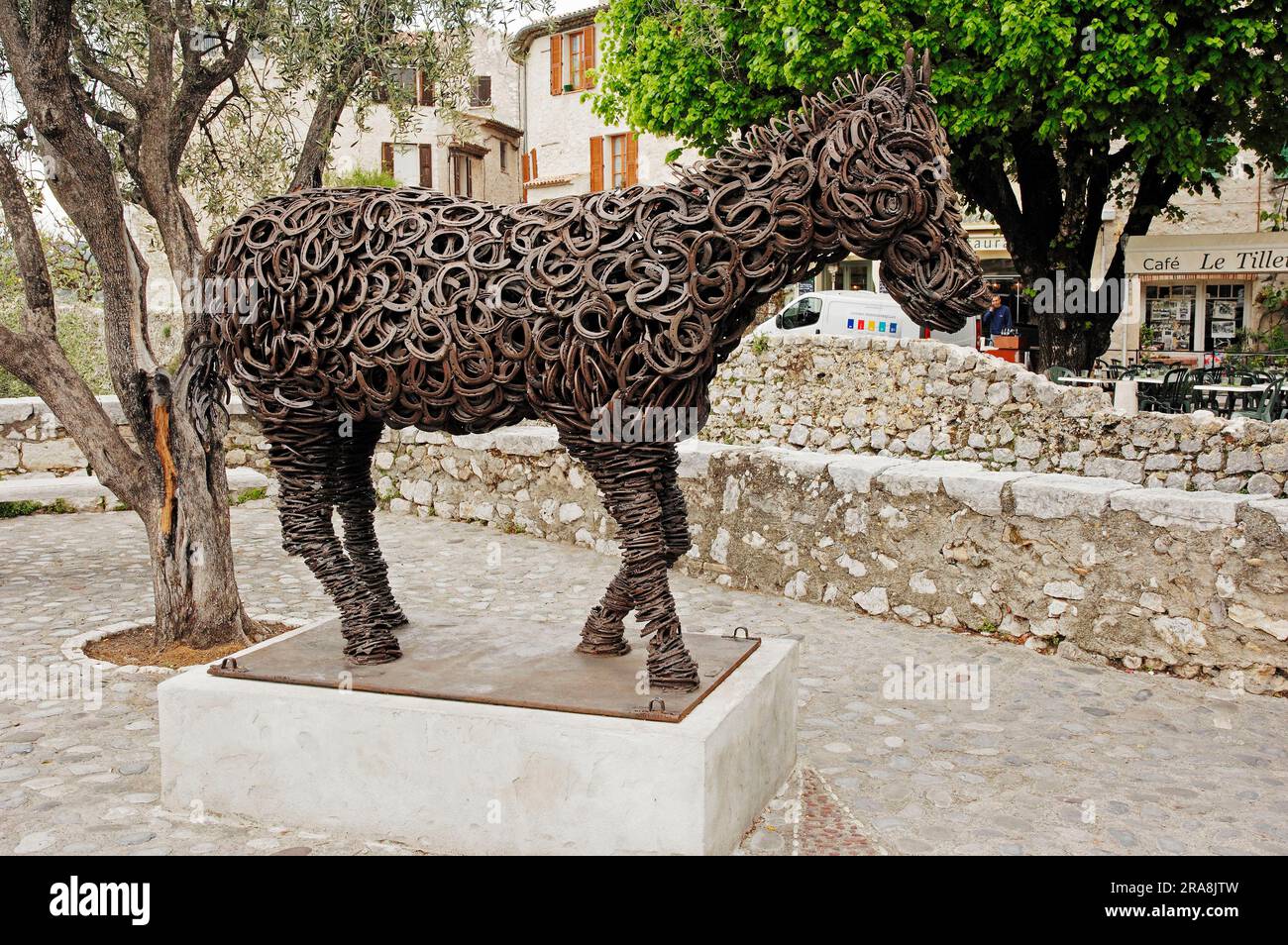 Horse sculpture made of horseshoes, SaintPaul de Vence, Alpes