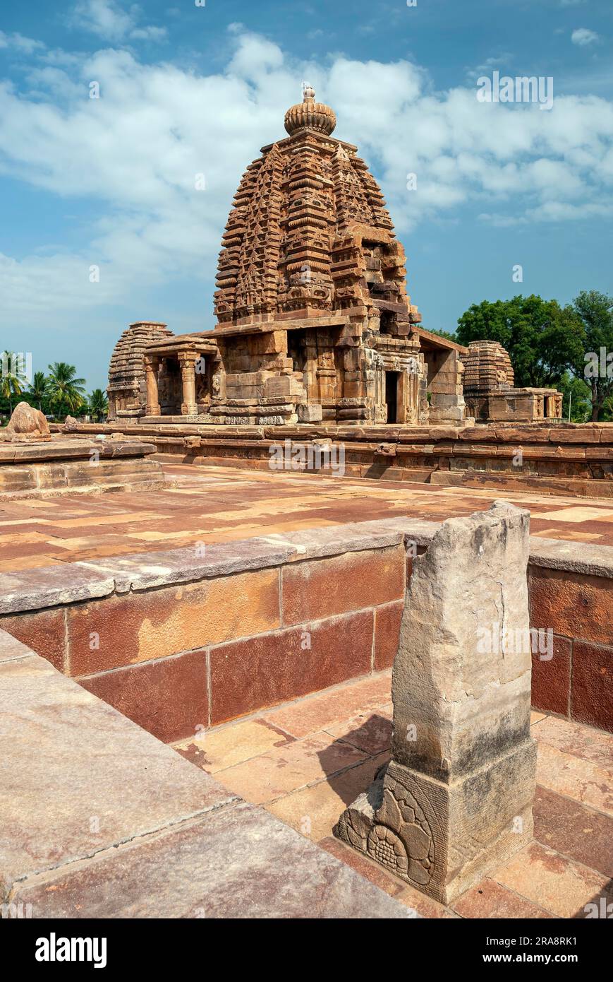 7th century Galaganatha Temple in Pattadakal, Karnataka, India, Asia. Unesco World Heritage Site. Nagara and South Indian Dravida styles of Stock Photo