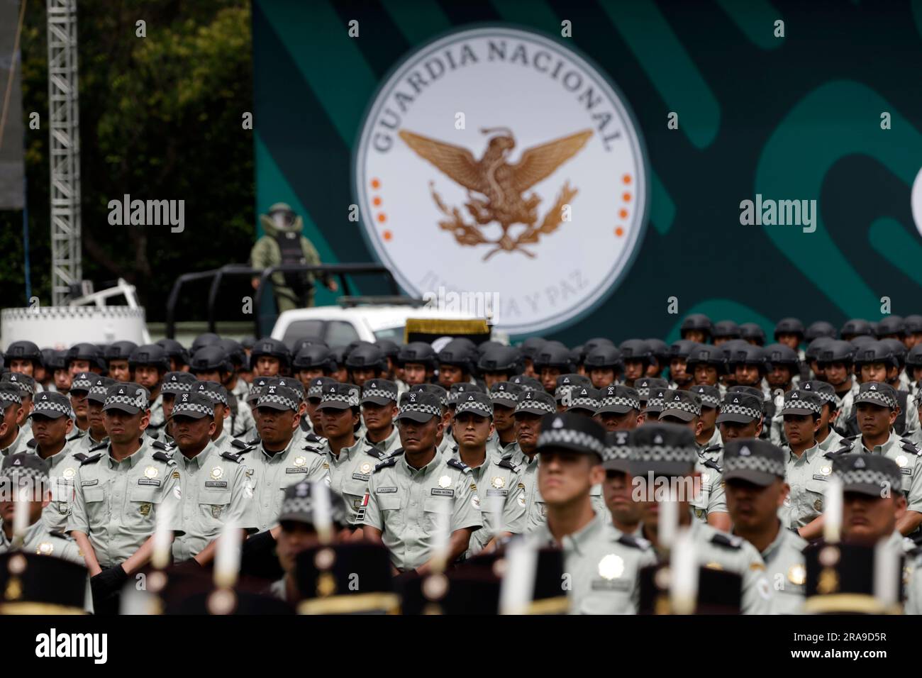 Mexican security guard hi-res stock photography and images - Page 4 - Alamy