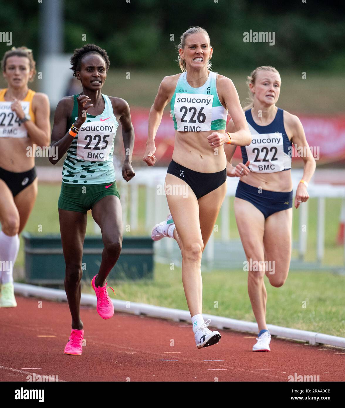 Mary Ekiru, Maudie Skyring and Niamh Bridson Hubbard competing in the BMC women’s 1500m A race at the British Milers Club Grand Prix, Woodside Stadium Stock Photo