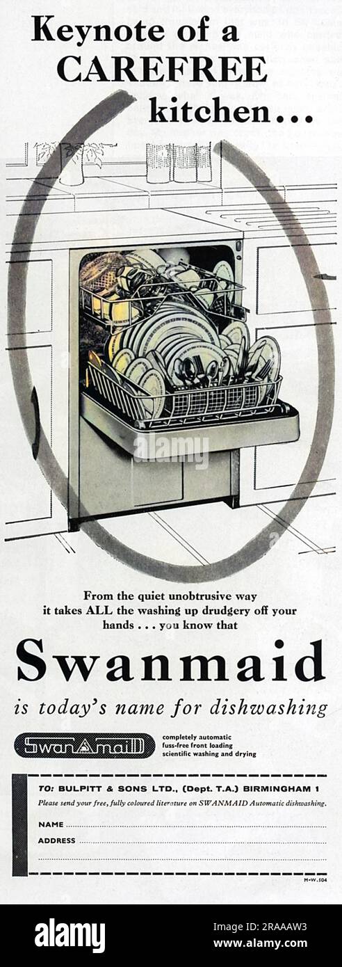Advertisement for the Swanmaid dishwashing machine from 1964, a completely automatic fuss-free front loading scientific washing and drying machine for crockery and cutlery.  'Keynote of a carefree kitchen...it takes all the drudgery off your hands...'     Date: 1964 Stock Photo