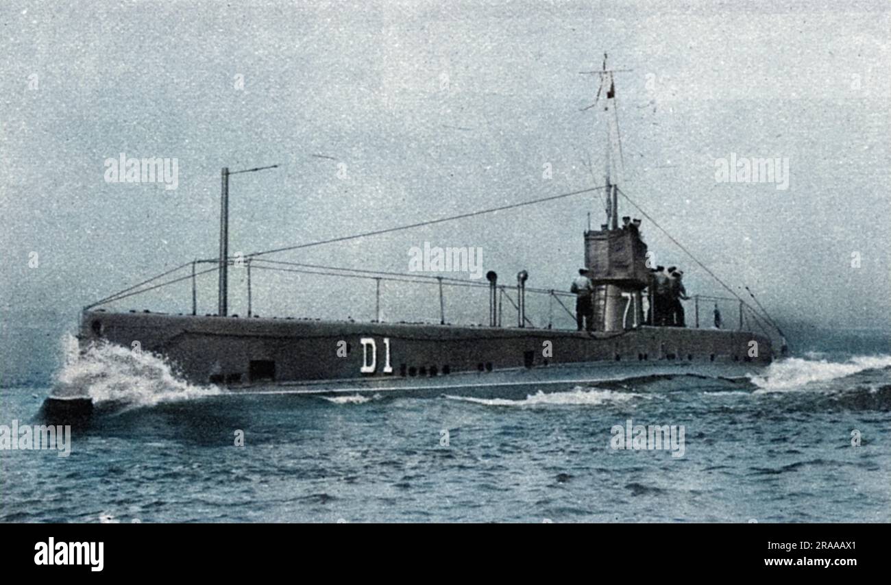 A Royal Navy D Class submarine, launched in 1908. Following service in World War One, the D1 was used for target practice and sunk in October 1918     Date: 1914 Stock Photo