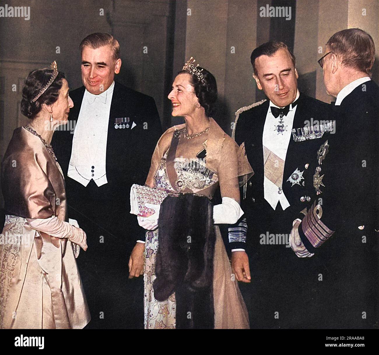 King Gustav VI of Sweden (1882 - 1973), pictured far right of the picture with his second wife, formerly Princess Louise of Battenberg, Lady Louise Mountbatten, being entertained by the Admiralty at a banquet at Greenwich at the Royal Naval College.  They are with Earl and Countess Mountbatten (the Earl was Queen Louise's brother) and the Rt. Hon. J. P. L. Thomas, First Lord of the Admiralty.     Date: 1955 Stock Photo