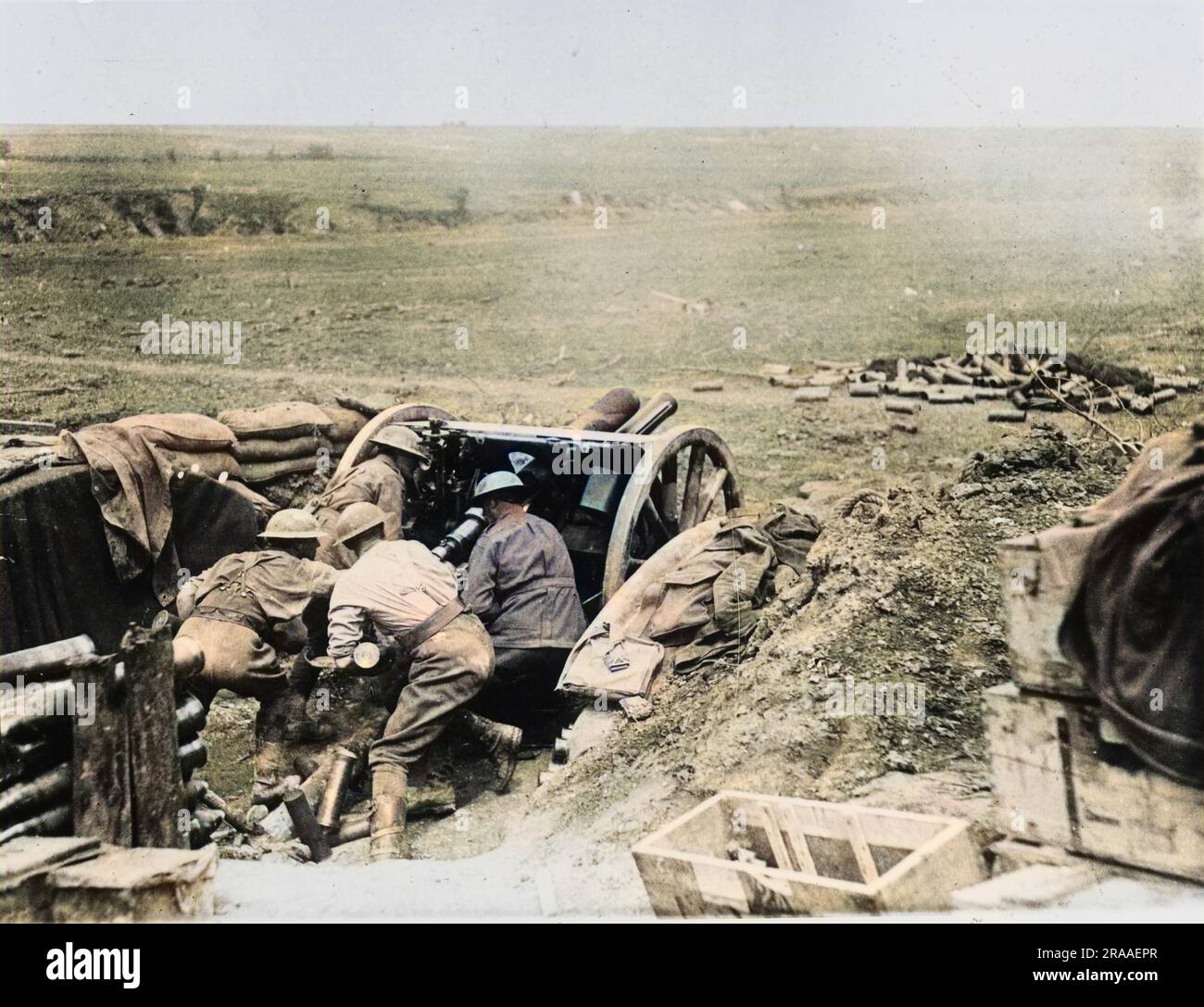 Australian soldiers loading an 18 pounder gun at the second Battle of Bullecourt (Battle of Arras) on the Western Front in France during World War I in May 1917     Date: May-17 Stock Photo