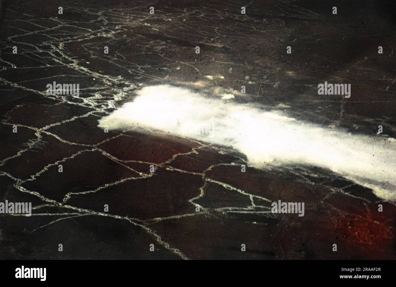 Ww1 gas attack hires stock photography and images Alamy