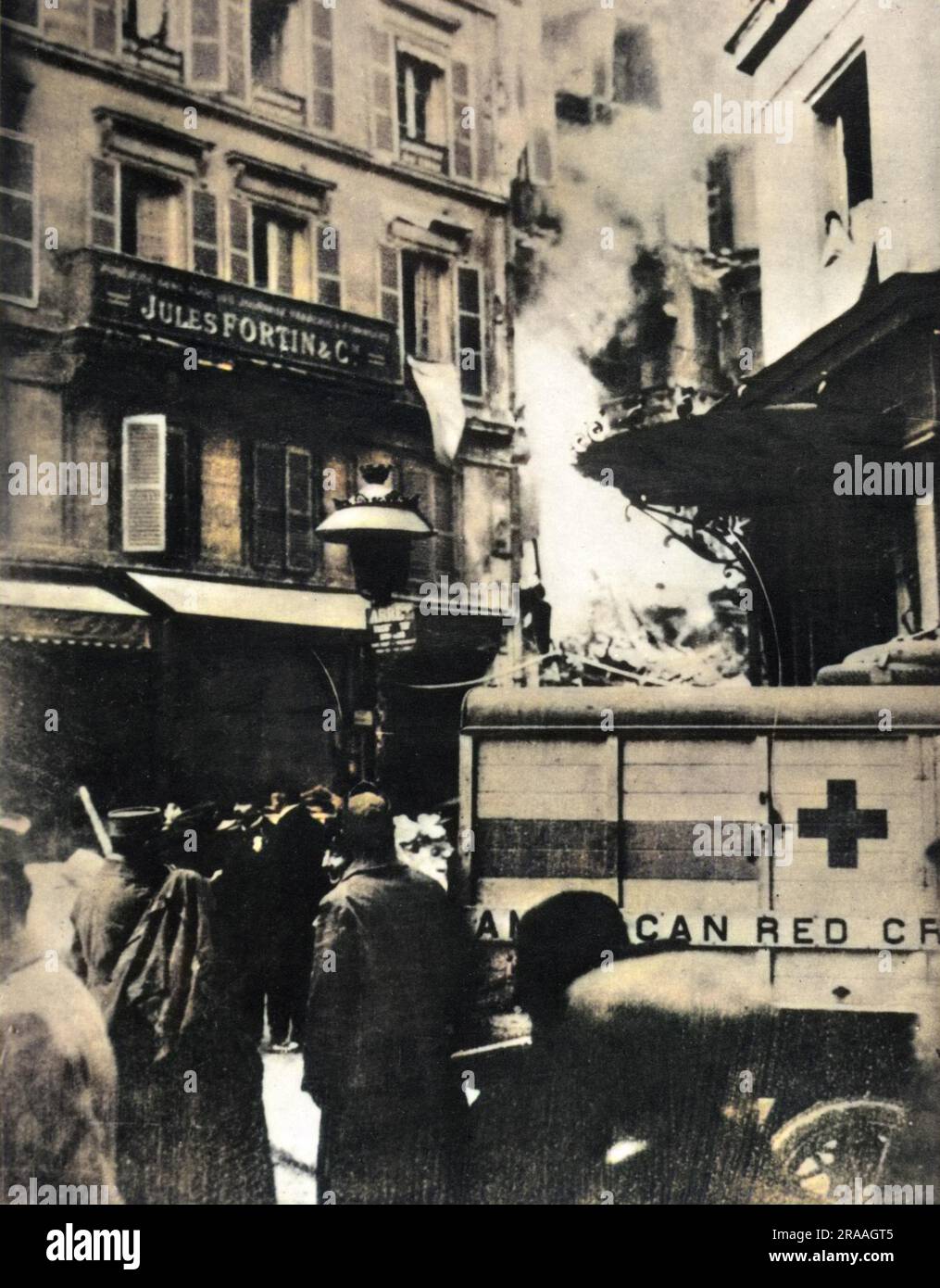 Street scene after a Gotha (German heavy bomber) raid on Paris during the First World War.     Date: circa 1918 Stock Photo