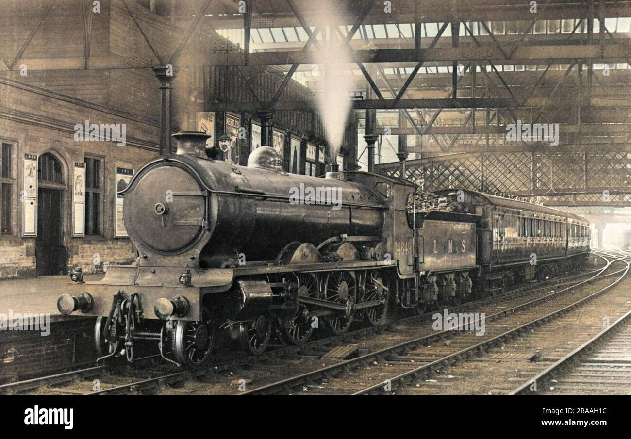 Perth, Caledonian ' Greyback ' LMS 14649.     Date: early 1930s Stock Photo
