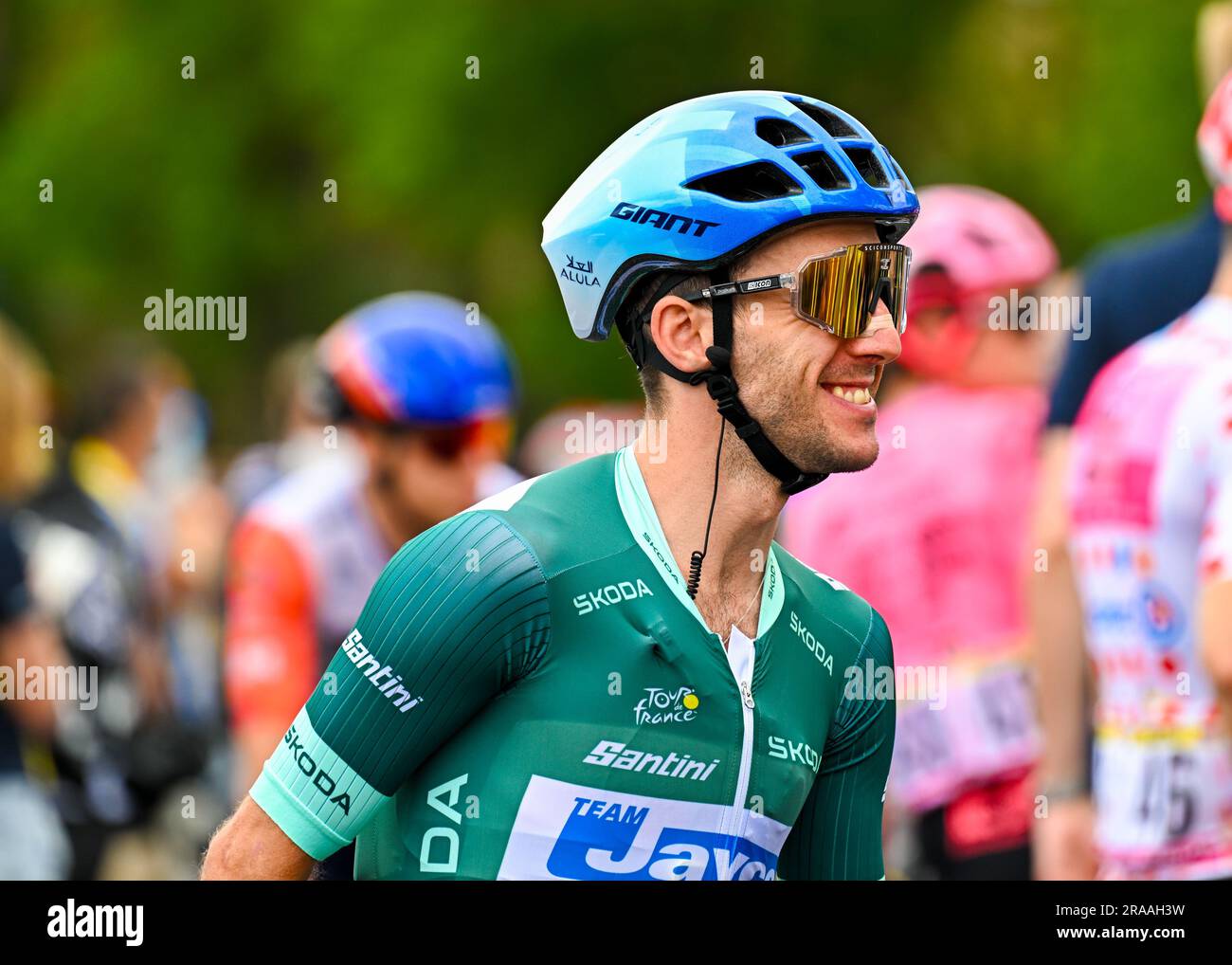 Adam Yates in the green jersey before the start of stage 2, Vitoria