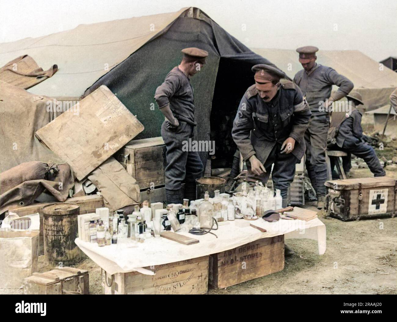 A British camp with an open air medical dispensary on the Western Front during World War One.     Date: circa 1916 Stock Photo