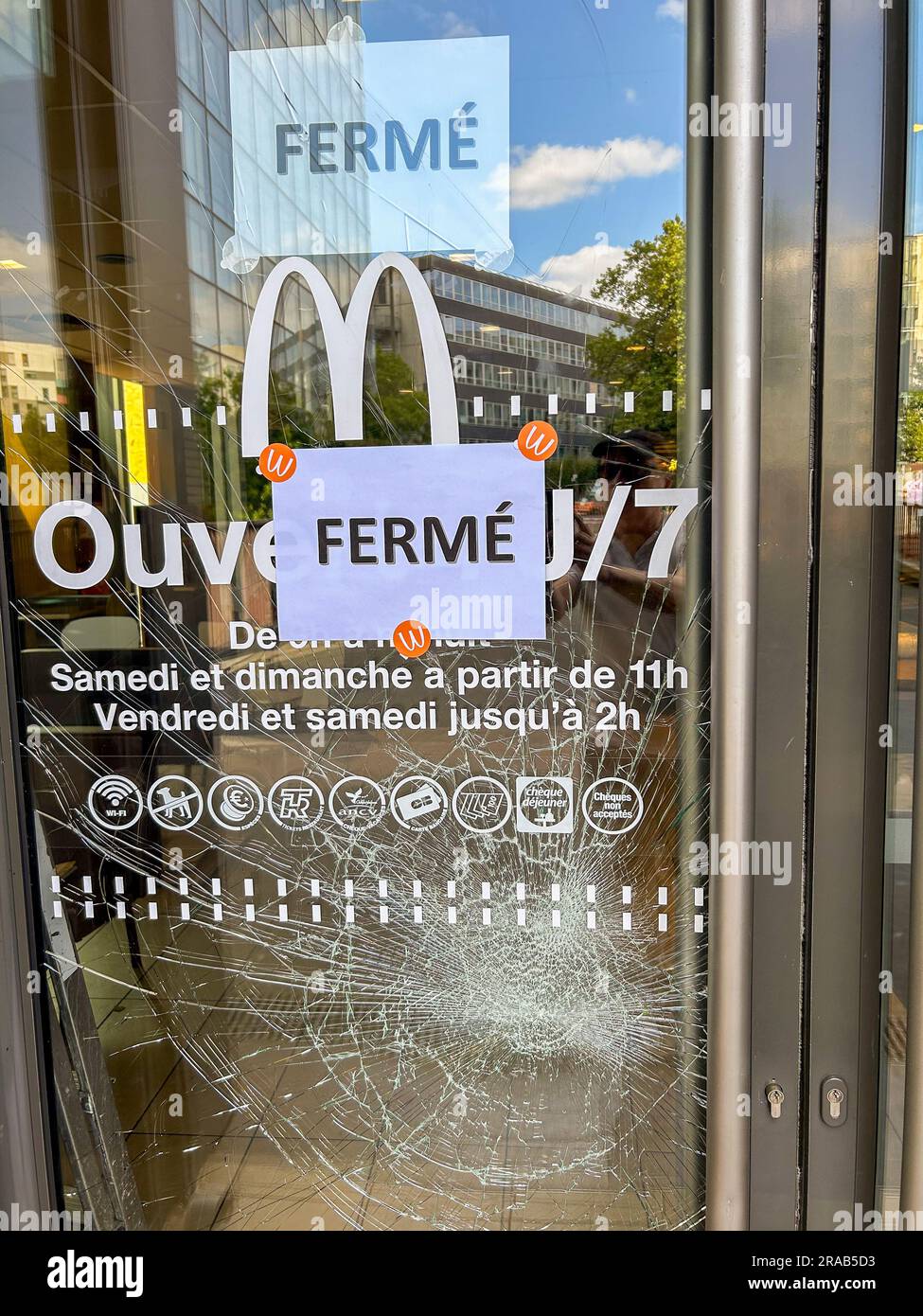 Mcdonald's france protest hi-res stock photography and images - Alamy