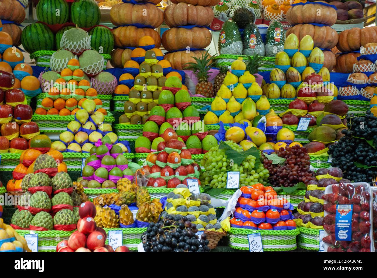 Fruits to sale at Municipal Market of São Paulo Stock Photo