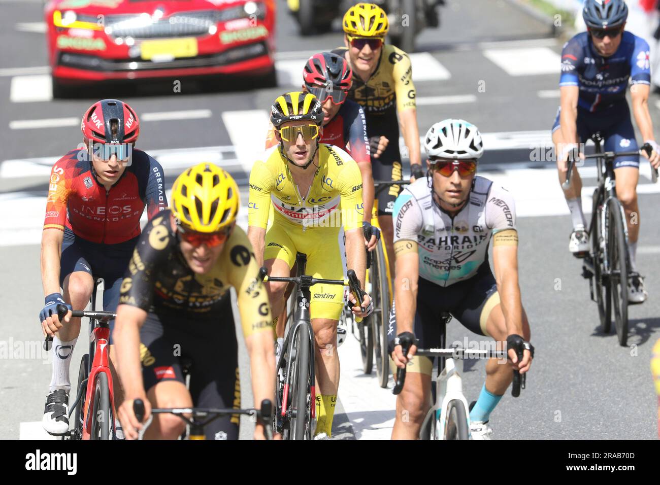 Victor Lafay's opponents / competition at finish line during victory