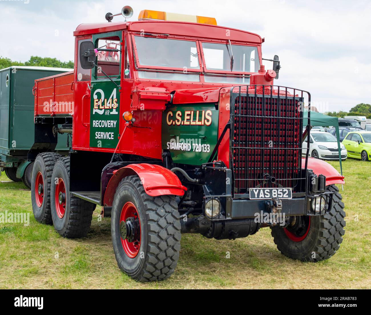 Recovery Tractor Scammell recovery tractor hi-res stock photography and images - Alamy