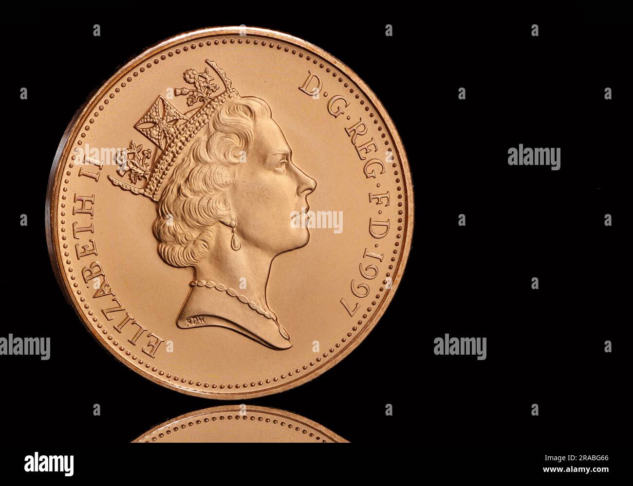 Obverse of a 1997 2 pence piece featuring the 3rd coin portrait of Queen Elizabeth II by Raphael Maklouf Stock Photo