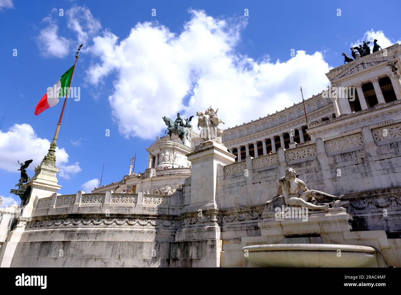 Vittorio Rome Monumento Vittorio Emanuele in Rome Italy Stock Photo - Alamy