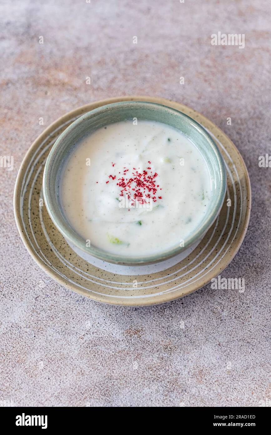 Mast-o-khiar (yogurt with cucumber and herbs, Persia Stock Photo - Alamy