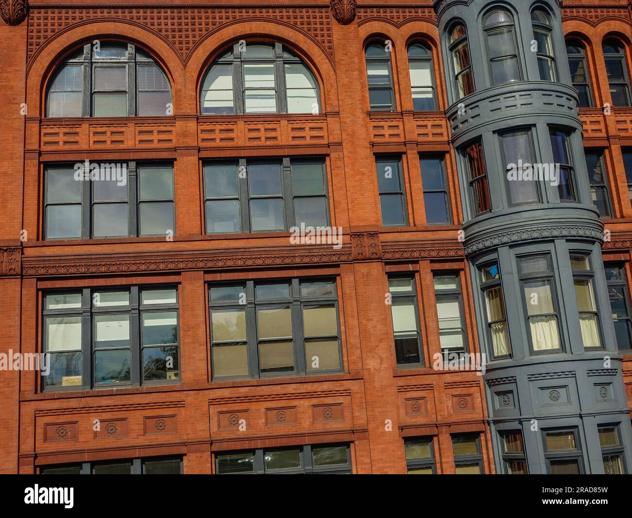 Classic red brick facade Stock Photo - Alamy