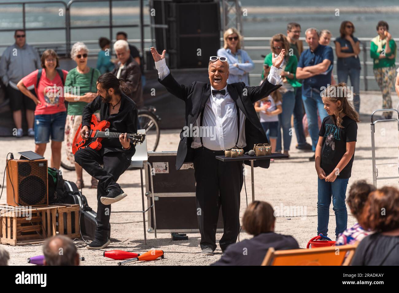 Bingen am Rhein, Germany. 2nd July, 2023. The artist Andrè Rieu (Bush
