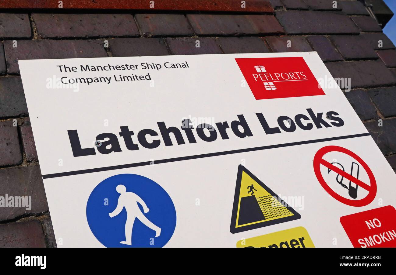 Signage for Latchford Locks on the Manchester Ship Canal operated by Peel Ports, Warrington, Cheshire, England Stock Photo