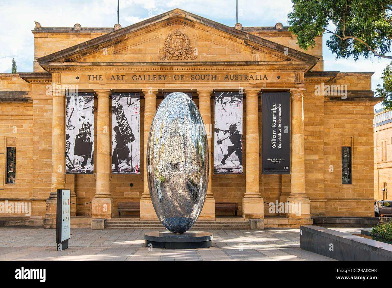 Resourceful art hires stock photography and images Alamy