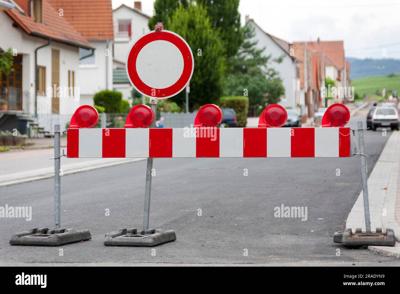 Closure block hi-res stock photography and images - Alamy