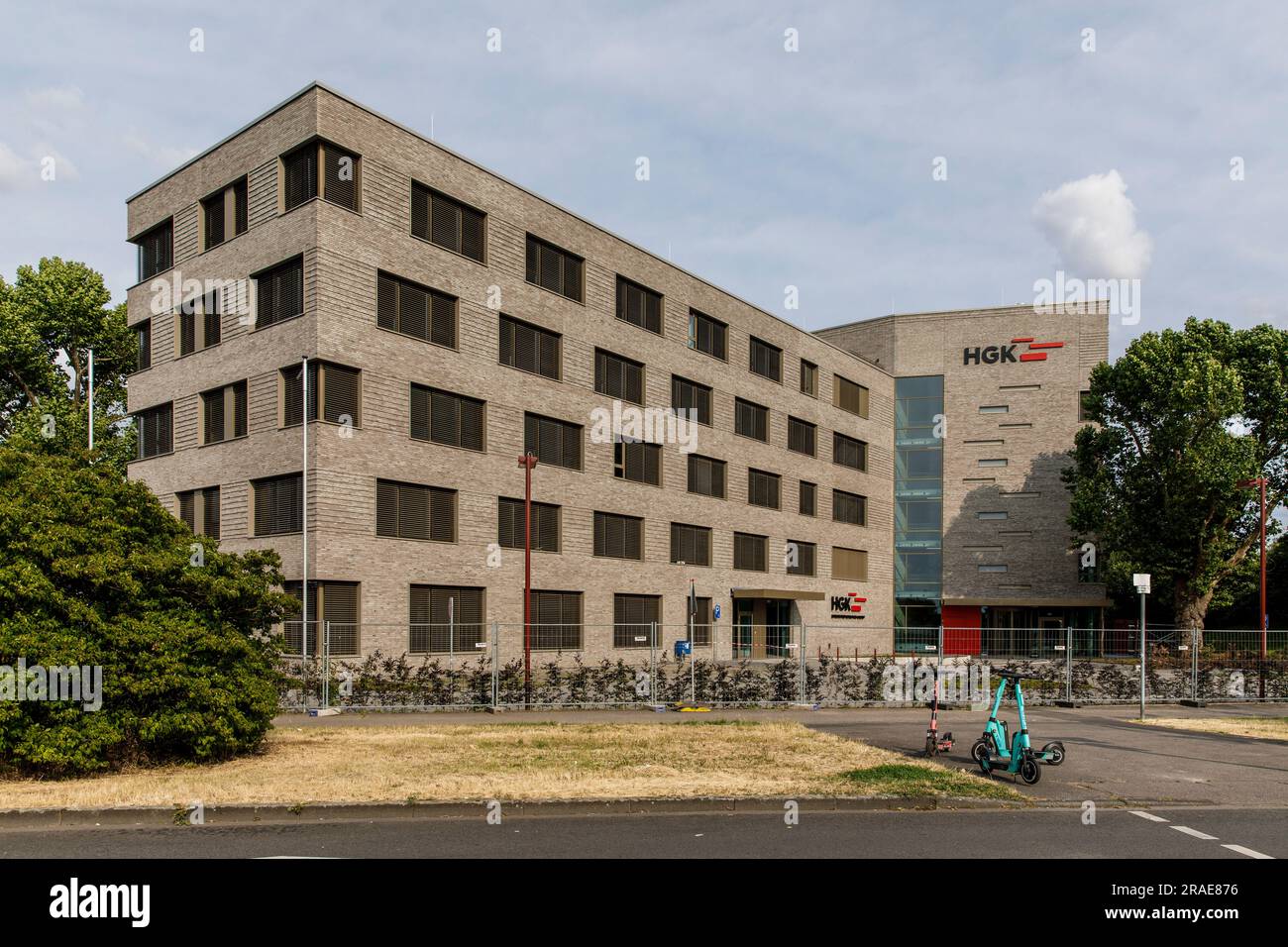 corporate headquarters of Haefen und Gueterverkehr Koeln AG (HGK) at the West Quay of Niehler Port, Cologne, Germany. Unternehmenszentrale der Haefen Stock Photo