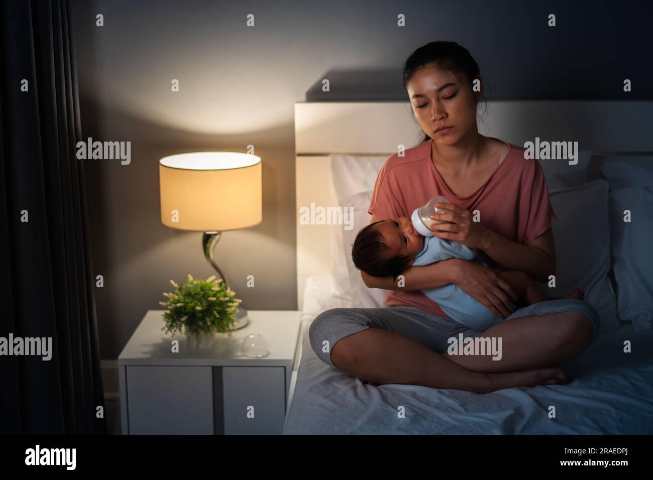 Asian mother baby sleep bed hi-res stock photography and images - Alamy
