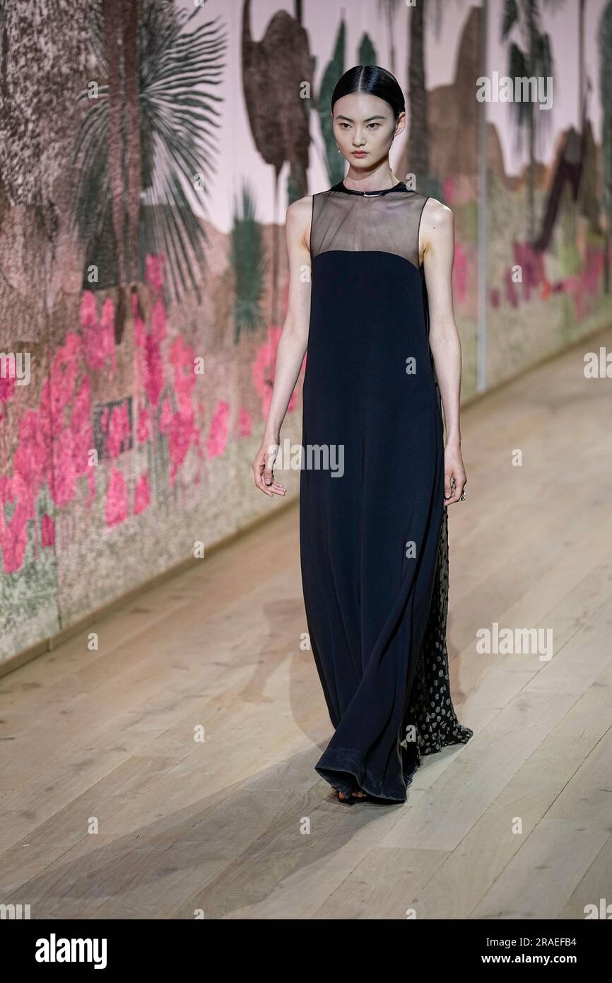 A model wears a creation for the Christian Dior Haute Couture Fall/Winter  2023-2024 fashion collection presented in Paris, Monday, July 3, 2023. (AP  Photo/Michel Euler Stock Photo - Alamy