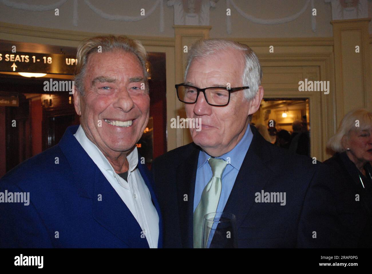 Doctor Who Dr Who actors, John Levene & Richard Franklin, at the unveiling of a Blue Plaque commemorating Jon Pertwee, New Wimbledon Theatre, 2016 Stock Photo