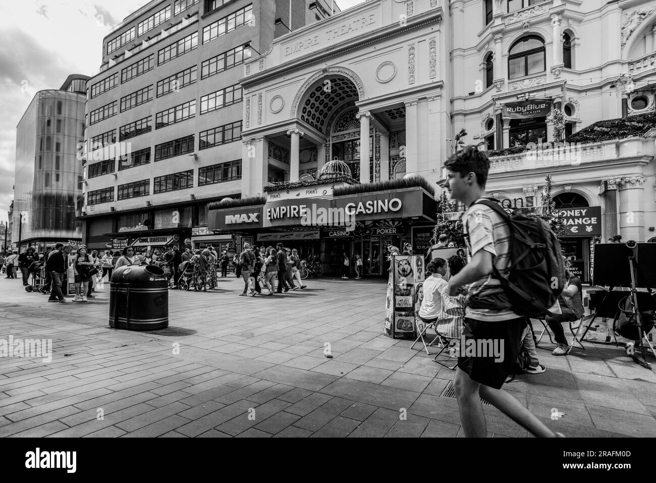 London Covent Garden And West End Stock Photo Alamy london-covent-garden-and-west-end-stock-photo-alamy
