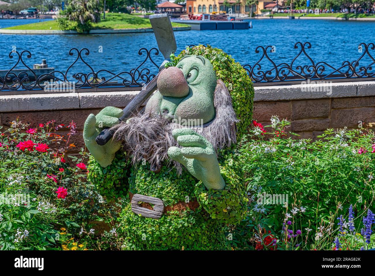 sneezy-from-seven-dwarfs-topiary-in-disney-world-s-showcase-in-florida