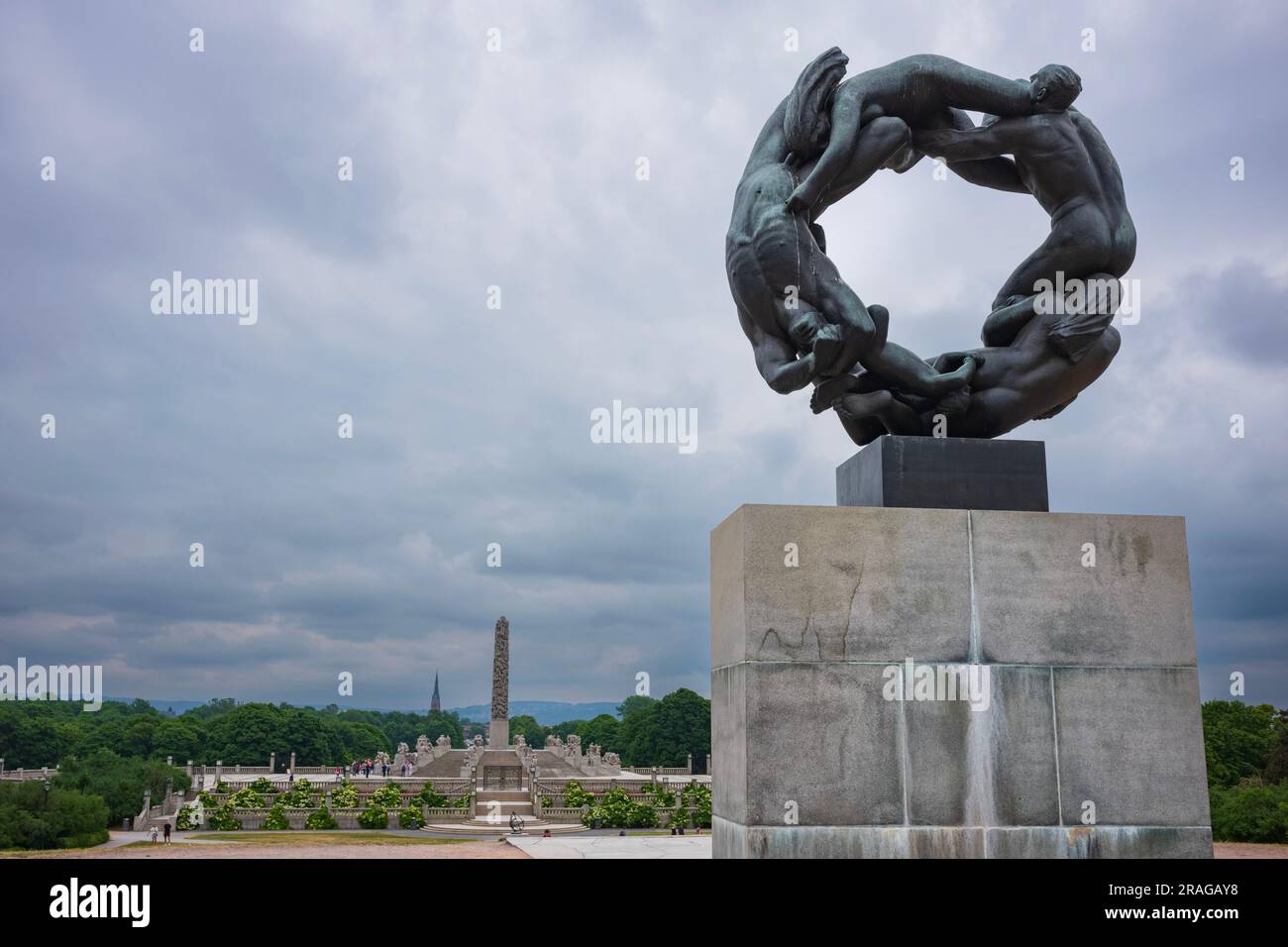 oslo-norway-june-20-2023-tourists-explore-vigeland-sculpture-park