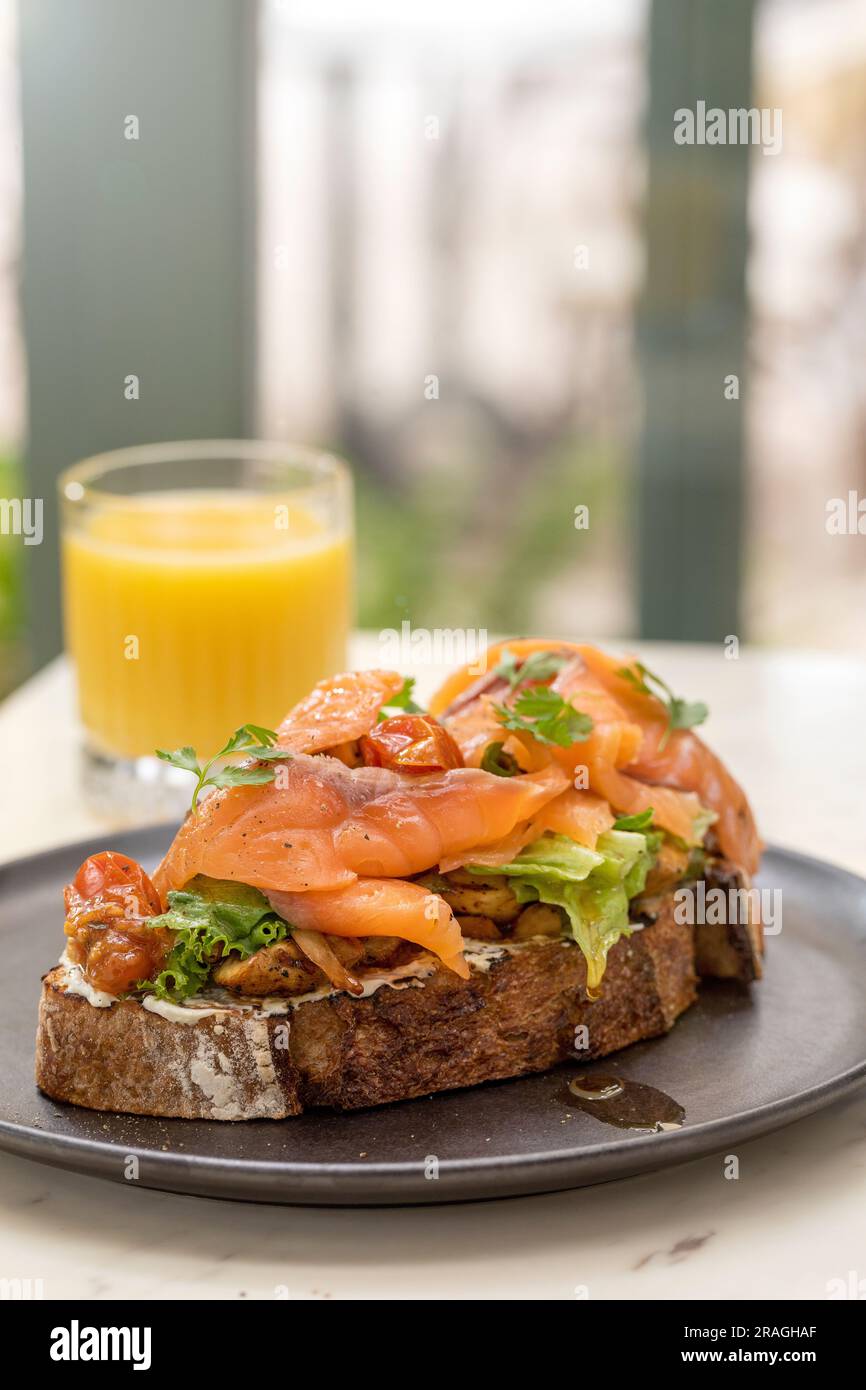 Fish Roe Toast Red fish avocado toast hi-res stock photography and images - Alamy