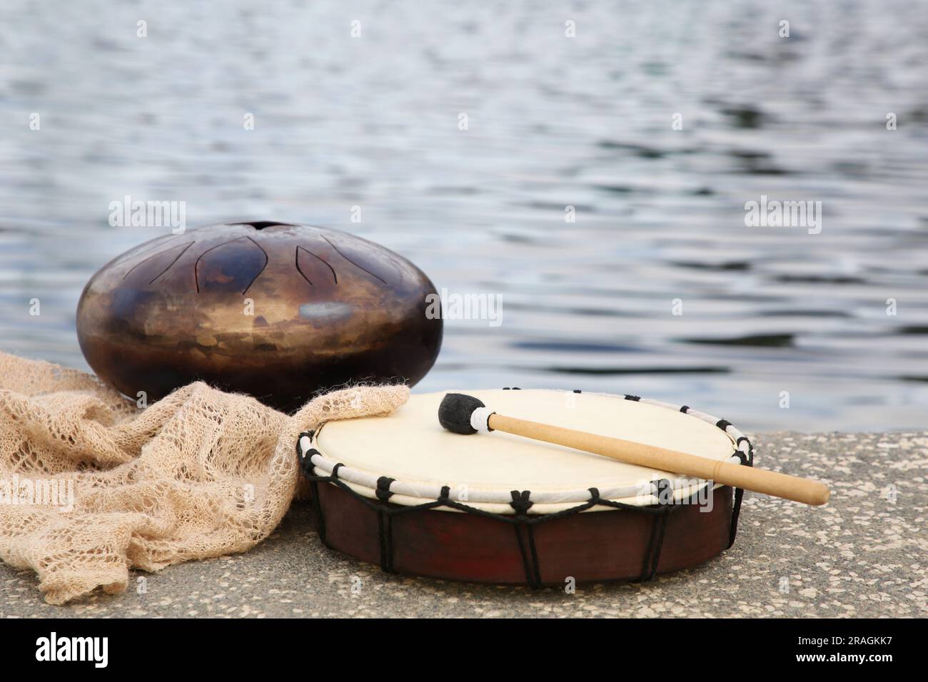 Percussion musical instruments hires stock photography and images Alamy