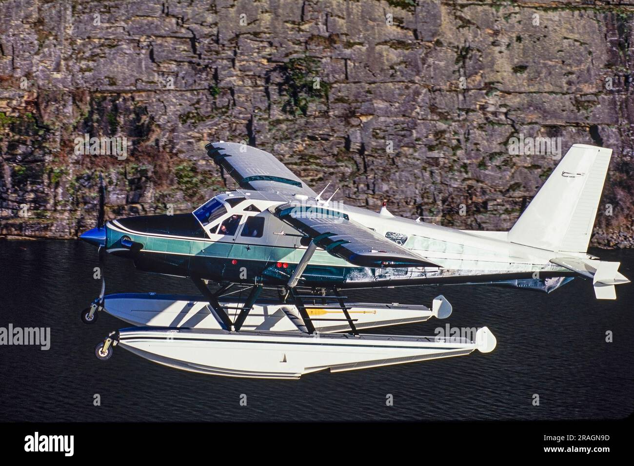 Image of a float plane in the Gulf Islands, Vancouver Island, BC