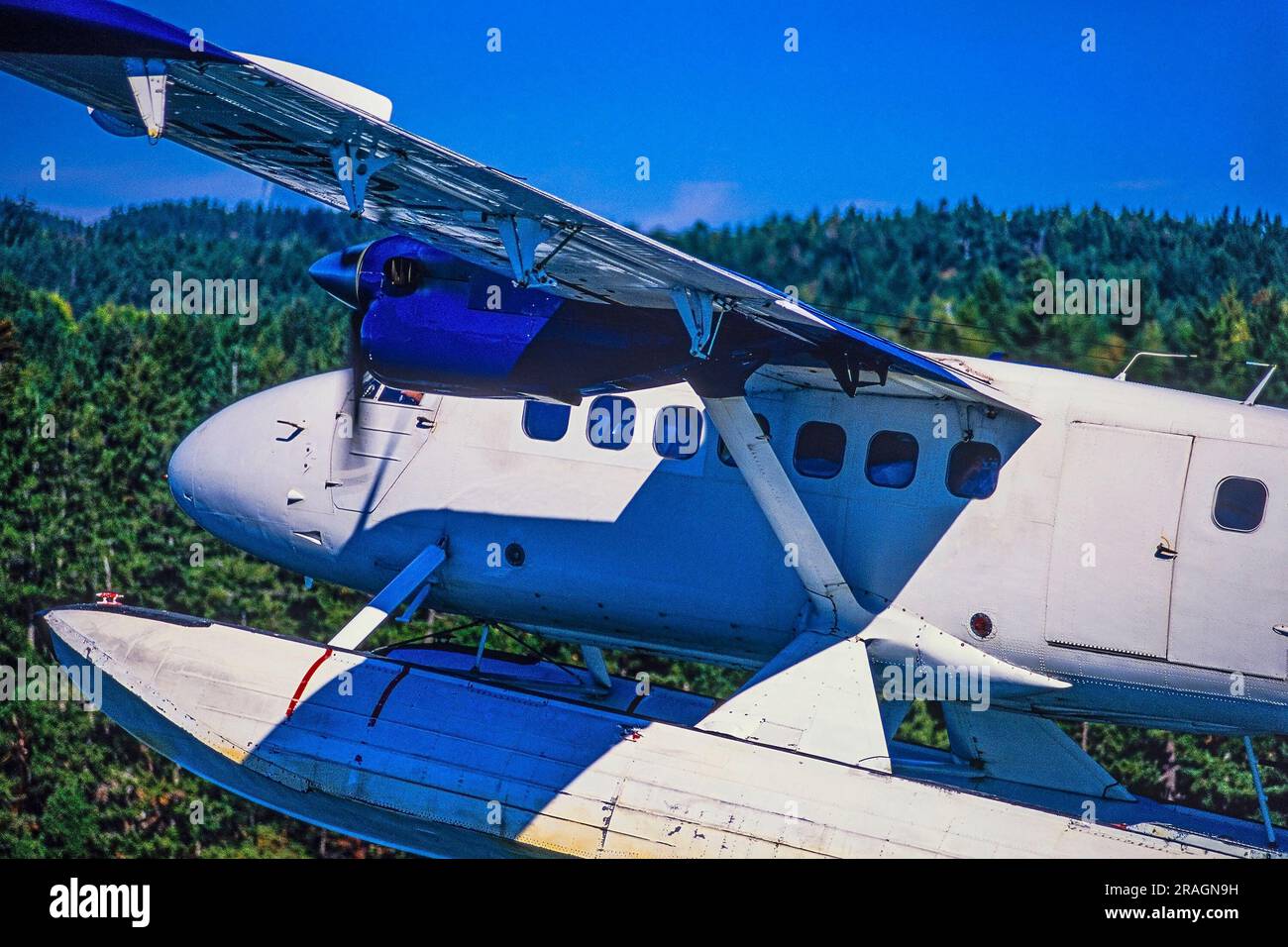 Image of a float plane in the Gulf Islands, Vancouver Island, BC