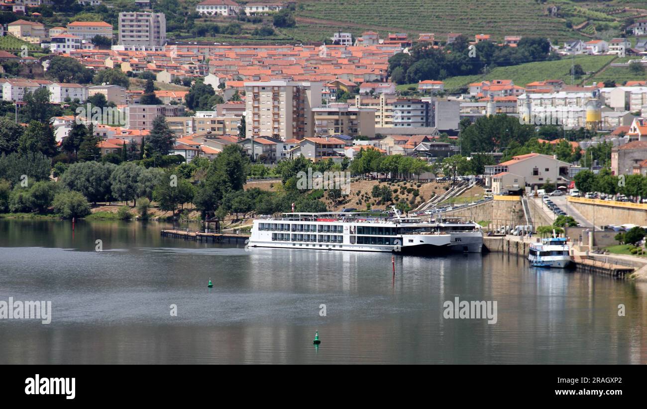 Douro River valley, view of the west of the Regua Bridges, Peso da Regua, Portugal Stock Photo