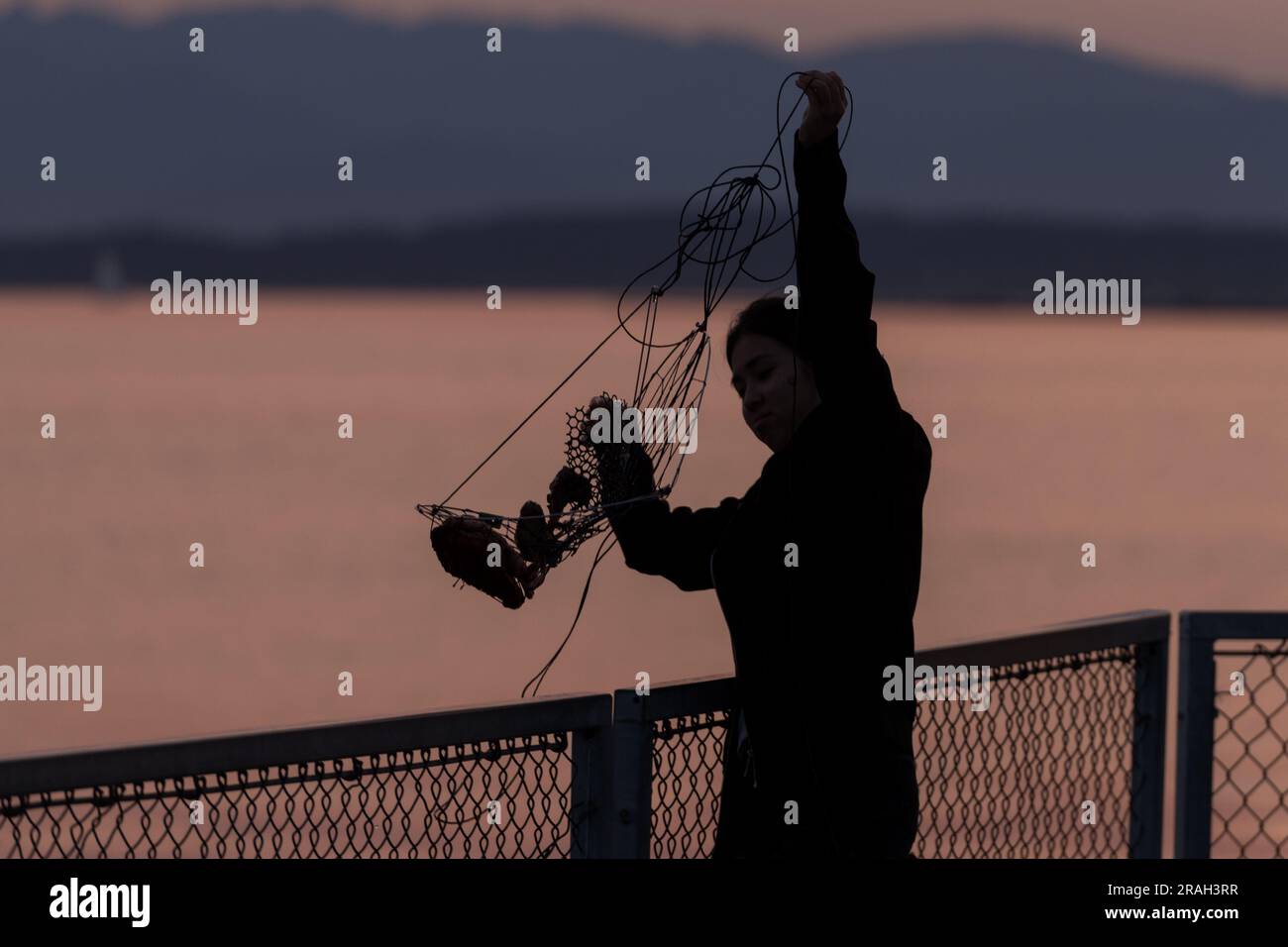 Seattle, USA. 3 Jul, 2023. Crab fisherman and tourists gather to watch